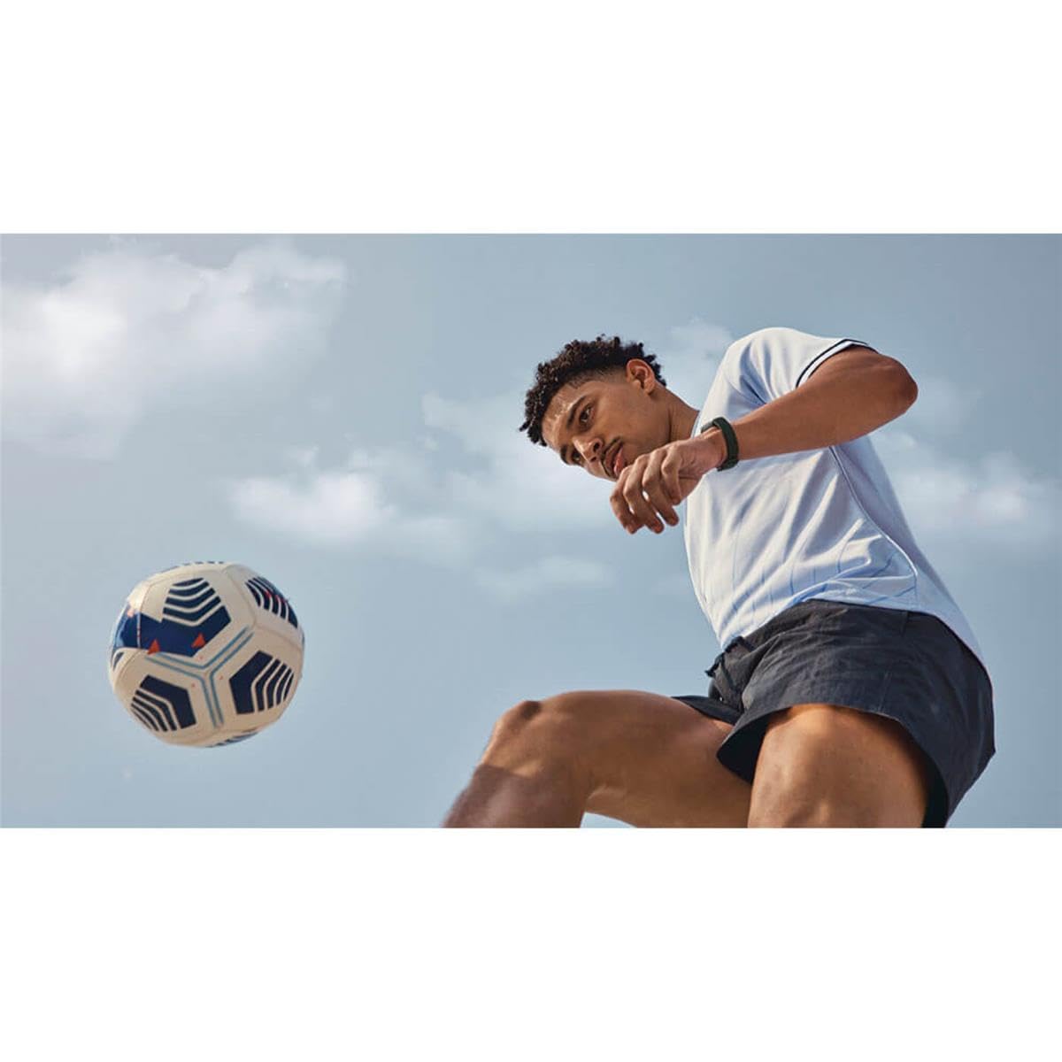 Inspire 3 Health &-Fitness-Tracker with Stress Management, Workout Intensity, Sleep Tracking