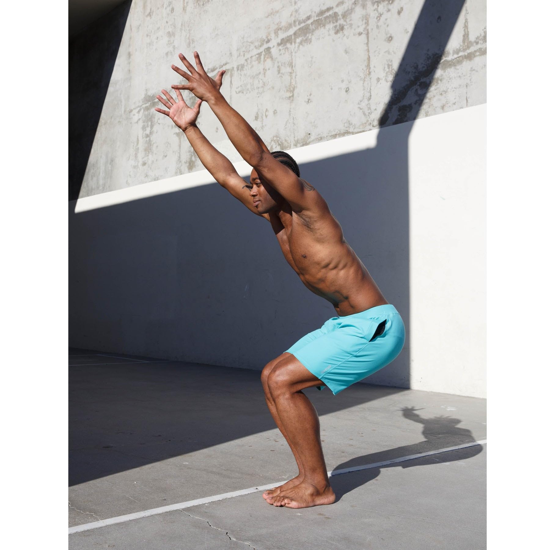 Men's Swerve Yoga Training Shorts w/Non-Restrictive Inner Liner