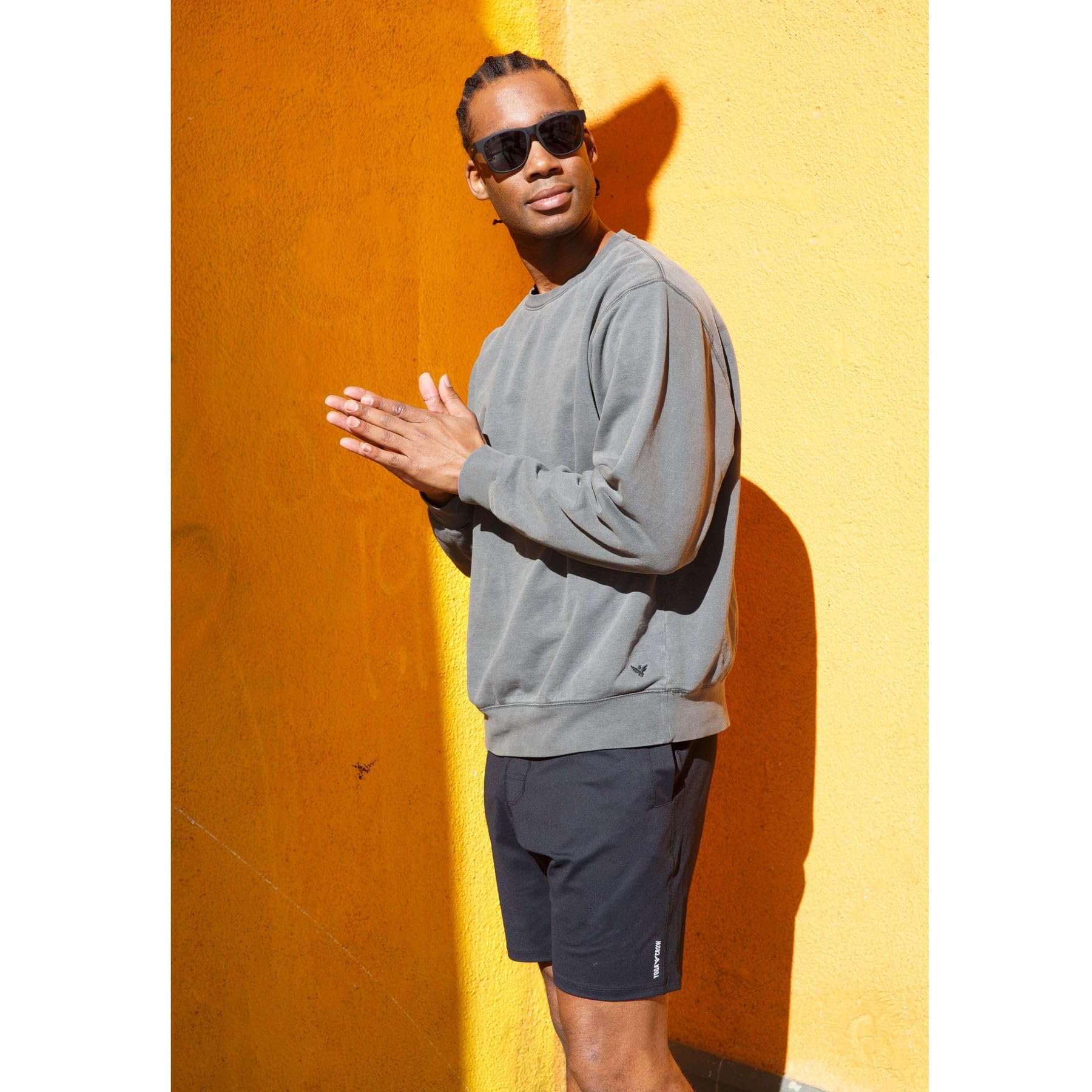 Men's Swerve Yoga Training Shorts w/Non-Restrictive Inner Liner