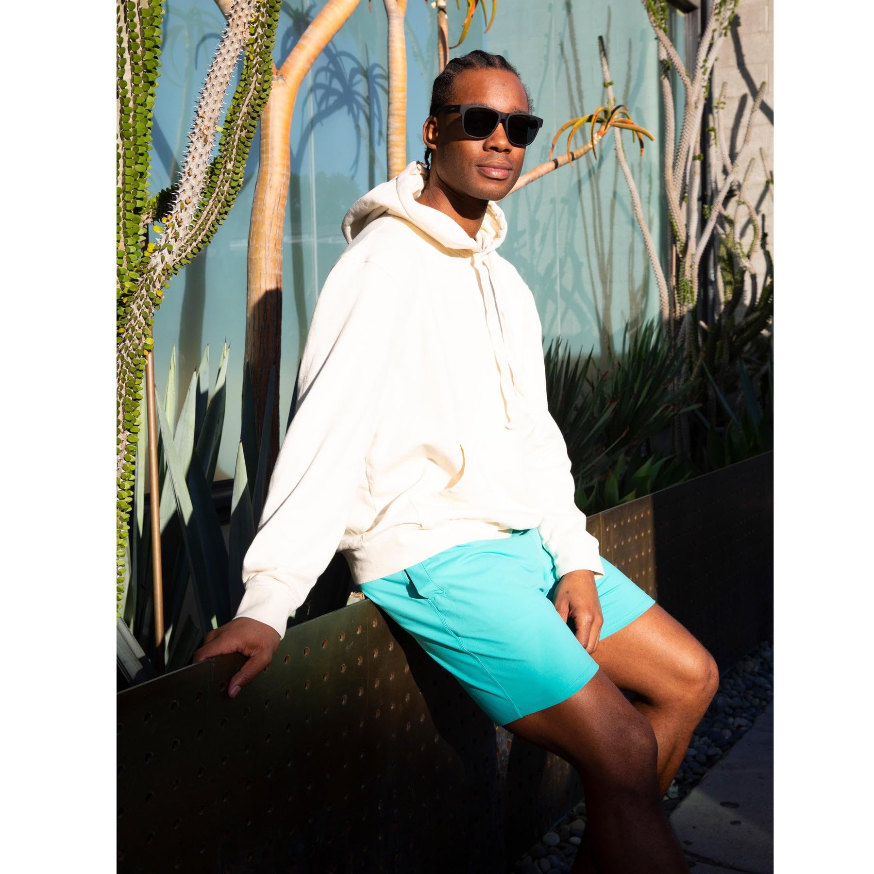 Men's Swerve Yoga Training Shorts w/Non-Restrictive Inner Liner