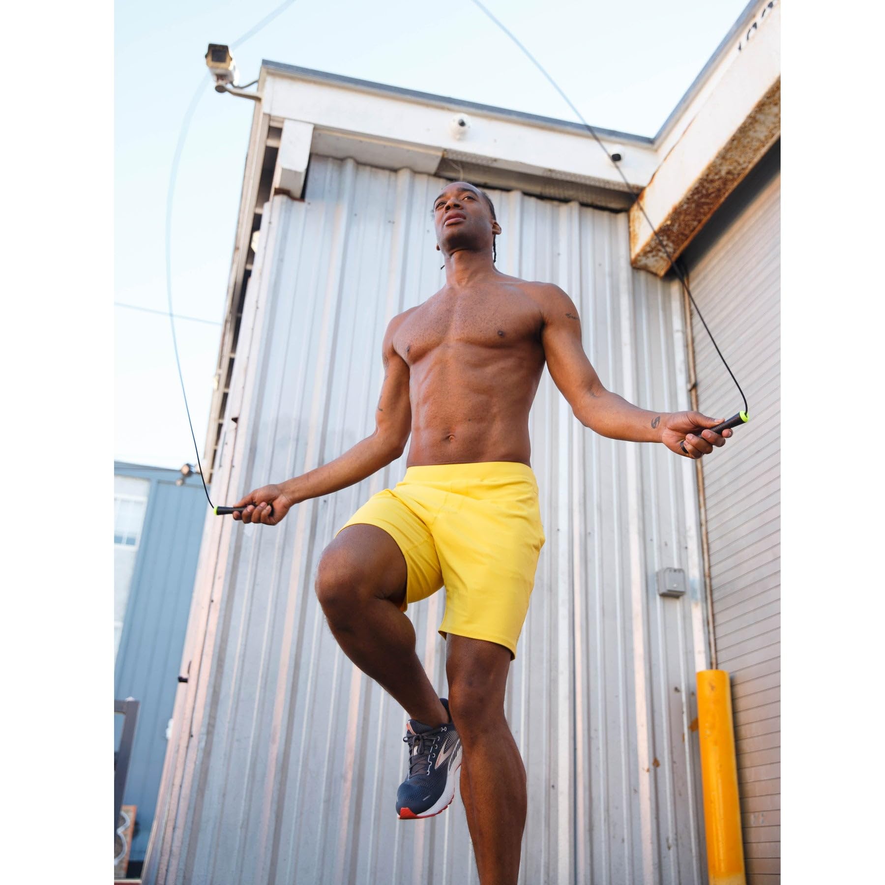 Men's Swerve Yoga Training Shorts w/Non-Restrictive Inner Liner