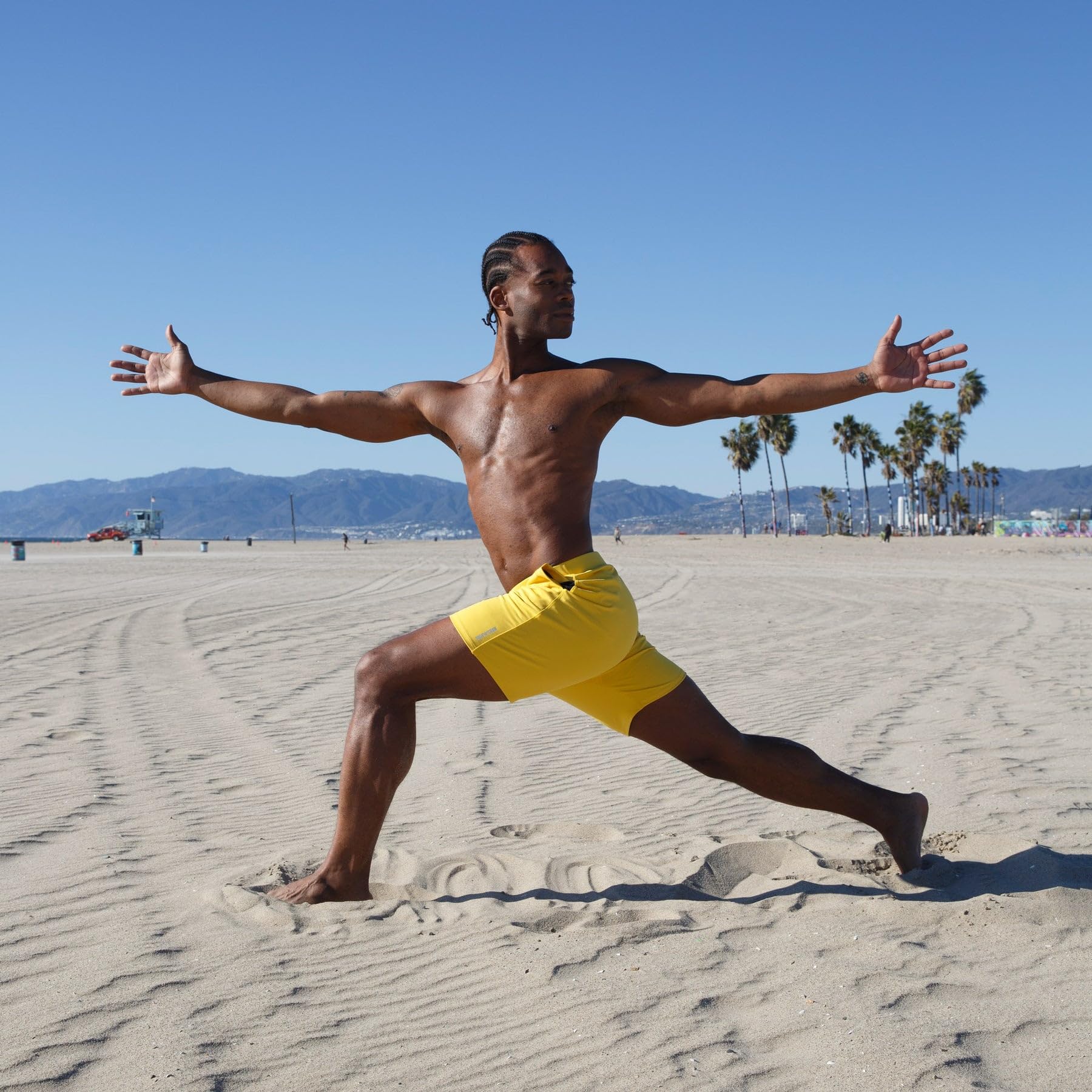 Men's Swerve Yoga Training Shorts w/Non-Restrictive Inner Liner